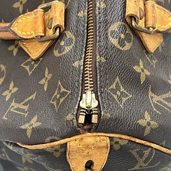 Louis Vuitton Monogram Speedy 30 - Picture 7 of 16